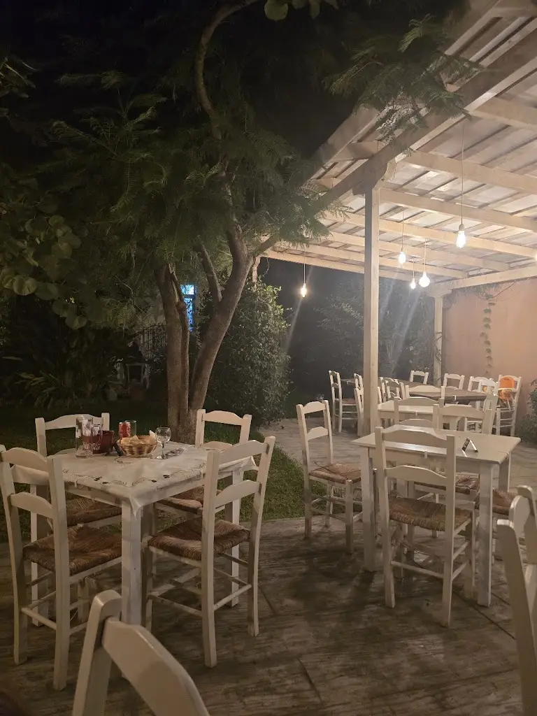 KOYTOYKI_Lefkada_slider_image_3