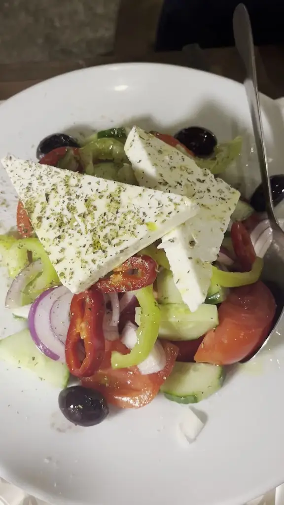 Mikri Garitsa_Kynopiástes_slider_image_2