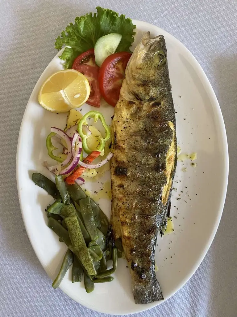 Menü_Flora's Restaurant_Kynopiástes_Bild_5