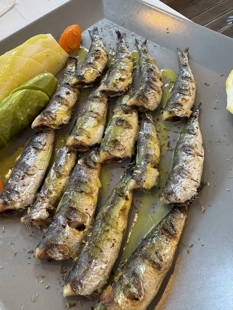 Jooyong Choi_Flora's Restaurant_Kynopiástes_Bewertung