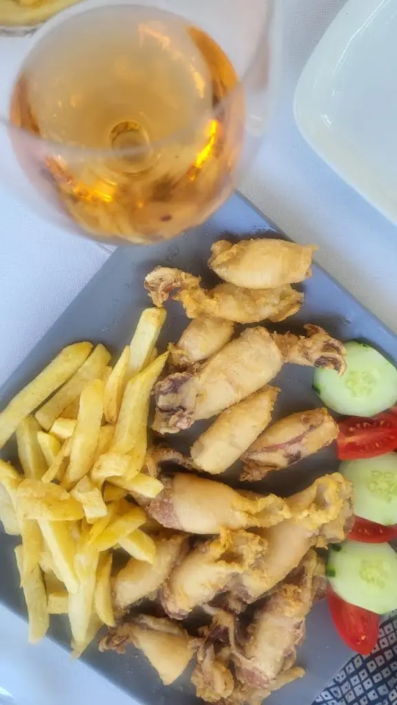 Flora's Restaurant_Kynopiástes_slider_image_3