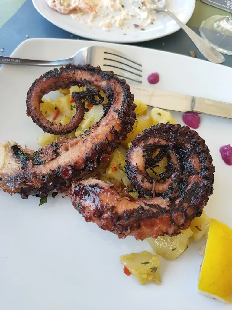 Menü_Nisos Restaurant Cafe_Kynopiástes_Bild_5