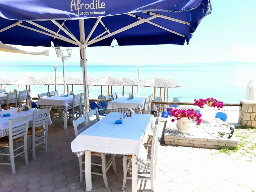 Afrodite Beach Bar Restaurant_Kallithéa_slider_image_1