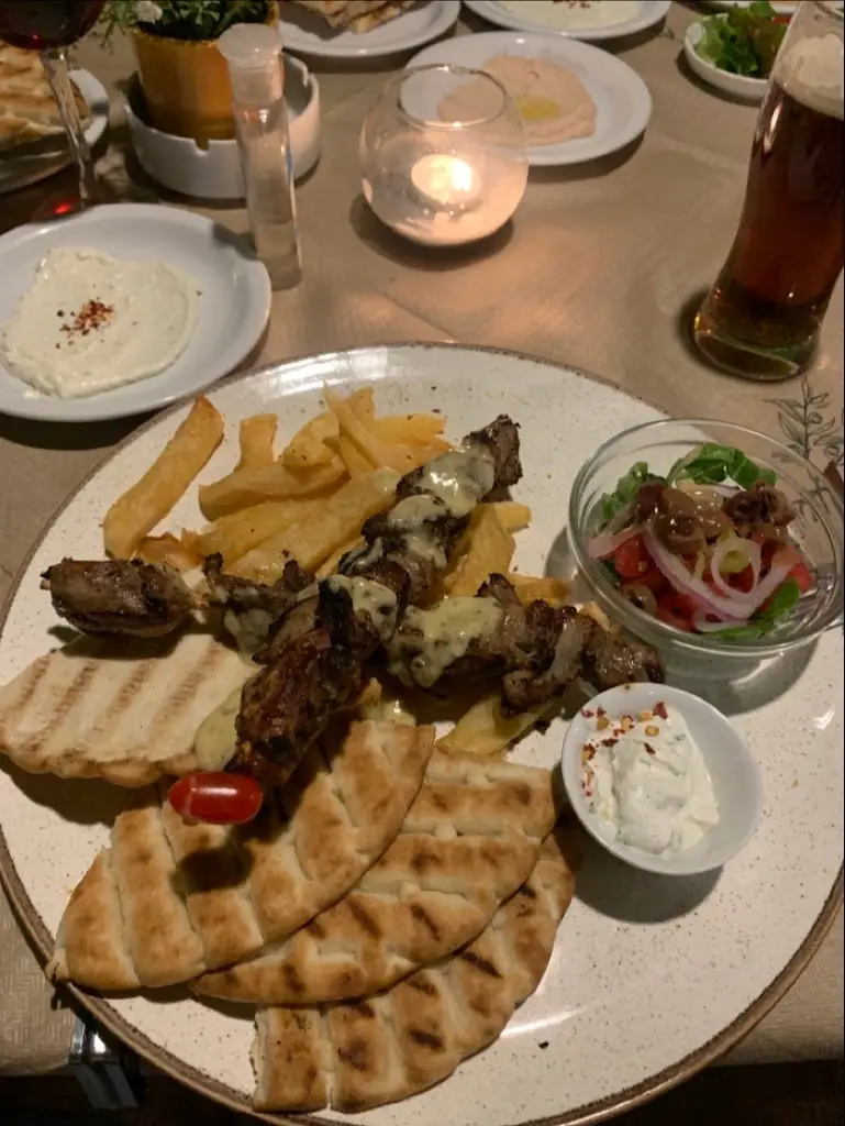 Aurel Savoiu_Argo Family Restaurant_Kynopiástes_review