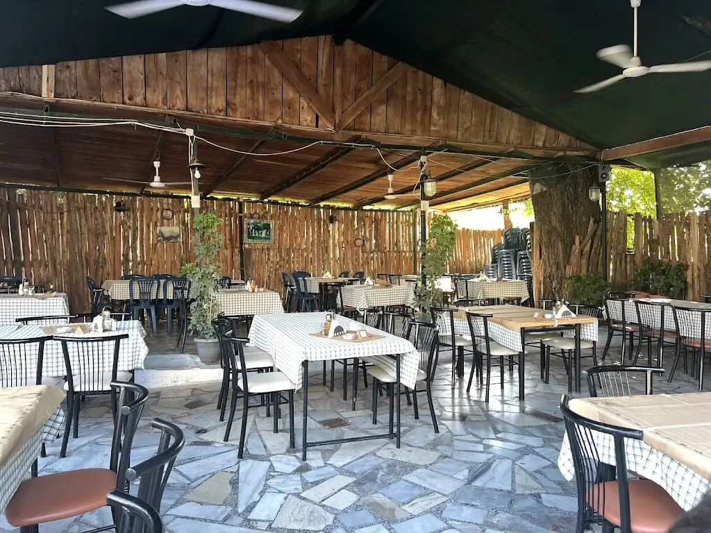 Georges Grill Restaurant in Kontokáli