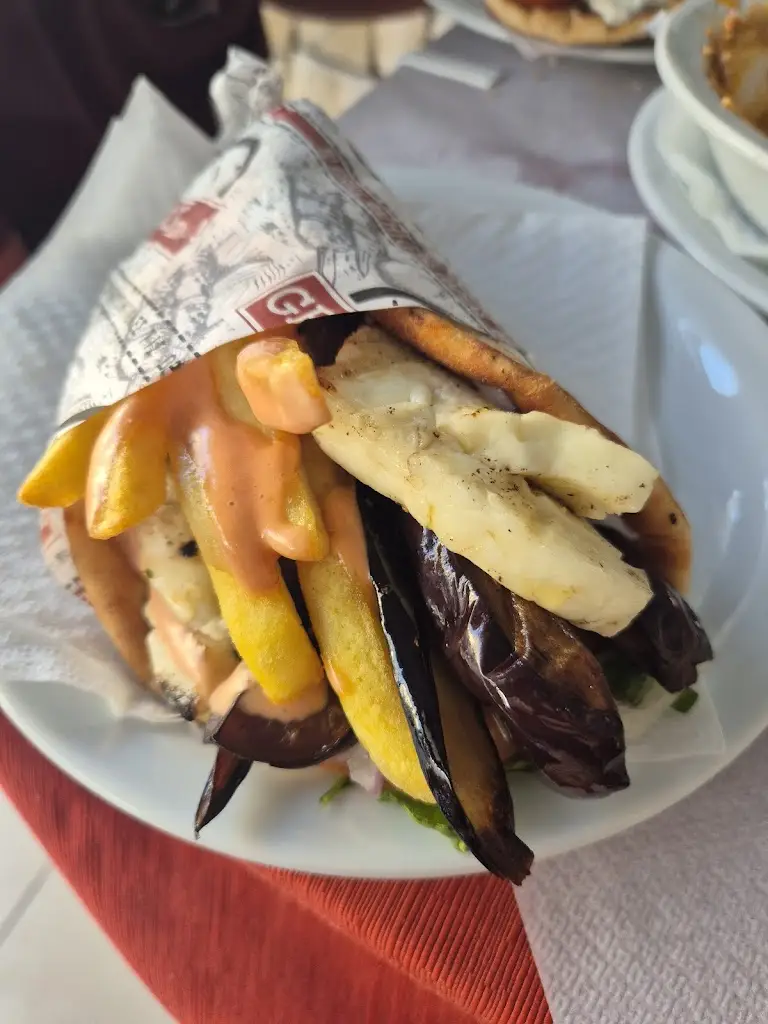 PitaPita (ΠΕΙΡΑΤΕΣ)_Kontokáli_slider_image_3