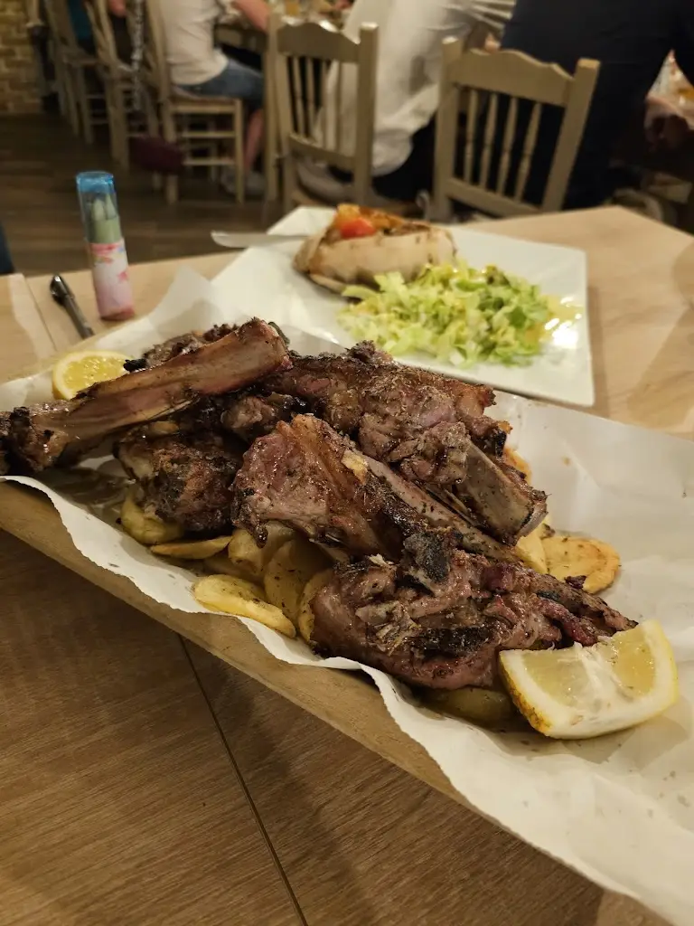 Menu_Dennis Taverna_Lithakiá_imagen_6