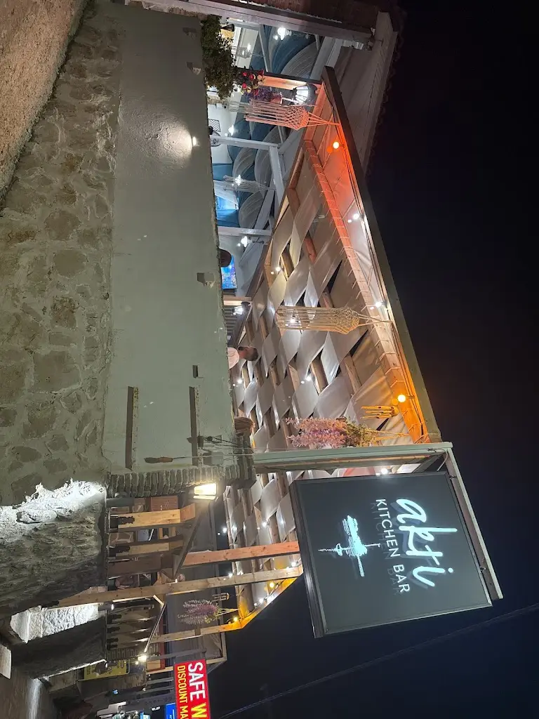 Alexandros Mouxametai_Akti Kitchen & Bar_Lithakiá_review