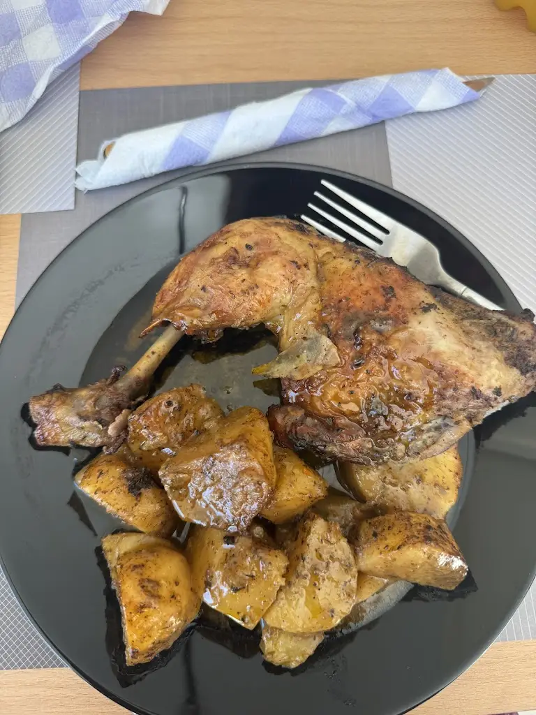 Marta Miko_Μάμου Παραδοσιακό Μαγειρείο_Lefkímmi_Bewertung