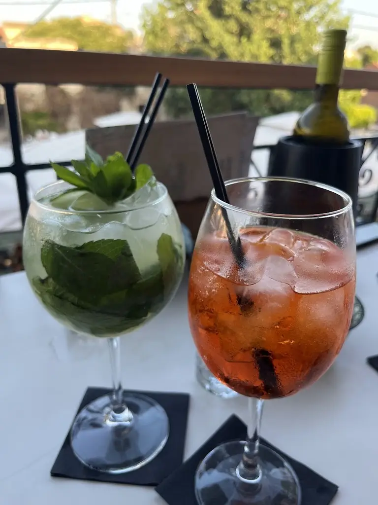 LA VERANDA_Lefkímmi_slider_image_3