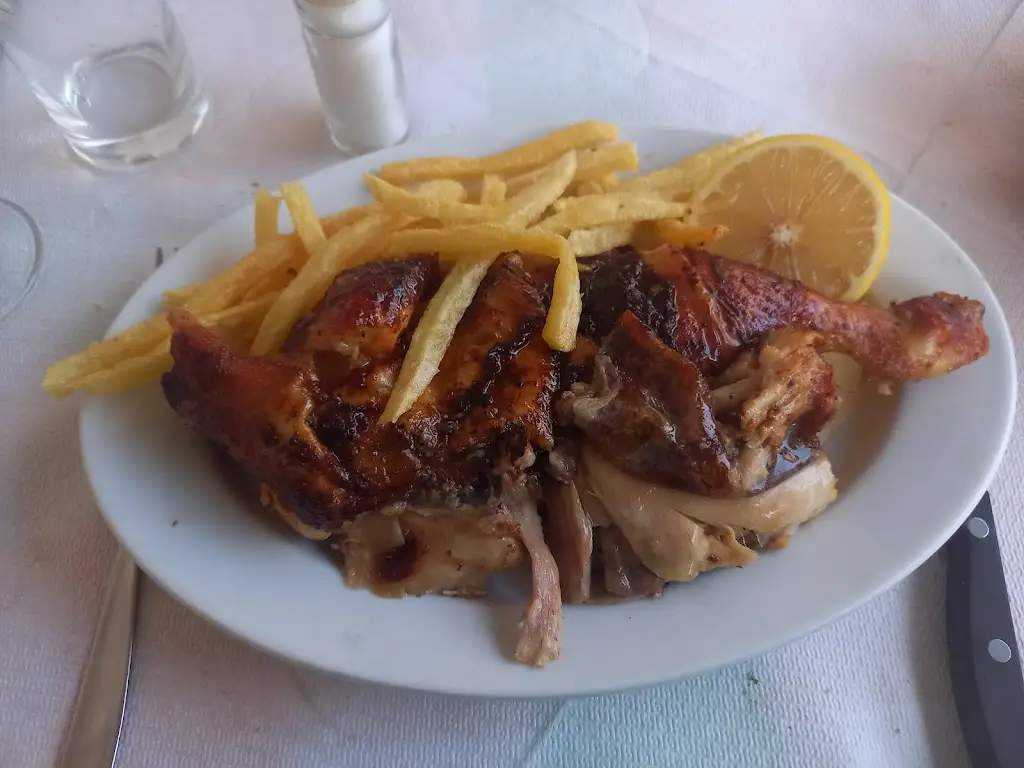 Milou De Roo_Geustiko_Lefkímmi_Bewertung