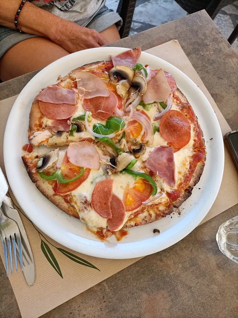 Menu_Altro cafe_Lefkímmi_imagen_9