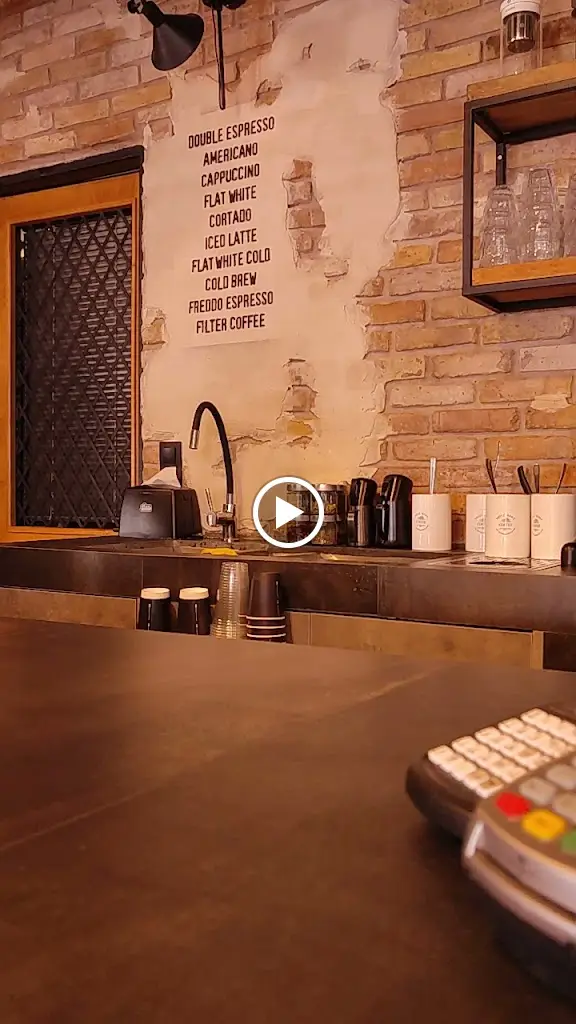 Clepsydra Microroastery_Lefkímmi_slider_image_2