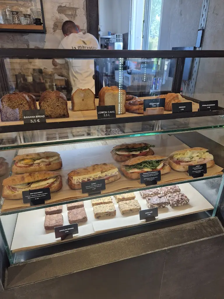 Clepsydra Microroastery_Lefkímmi_slider_image_3