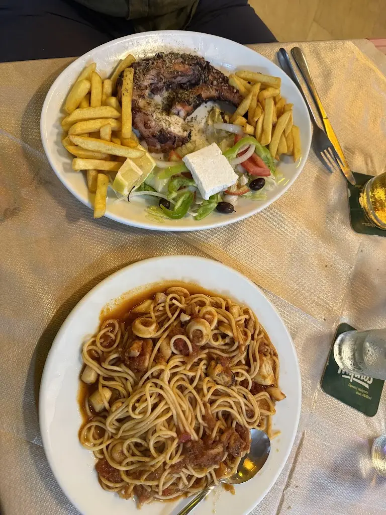 shaima khlaief_Olympia Restaurant_Lefkímmi_Bewertung