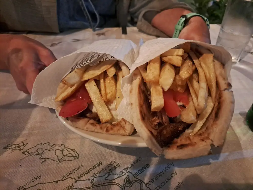 Nick Thorne_Maria's Traditional Restaurant_Lefkímmi_Bewertung