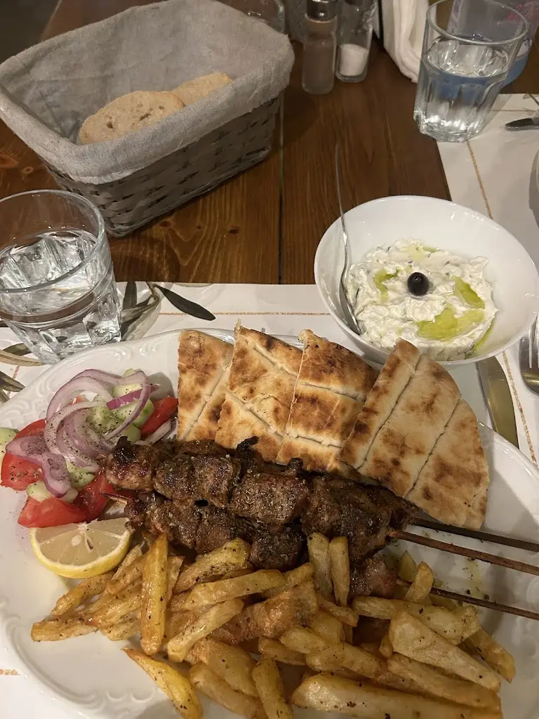 Menü_Στην πλατεία_Lefkímmi_Bild_5