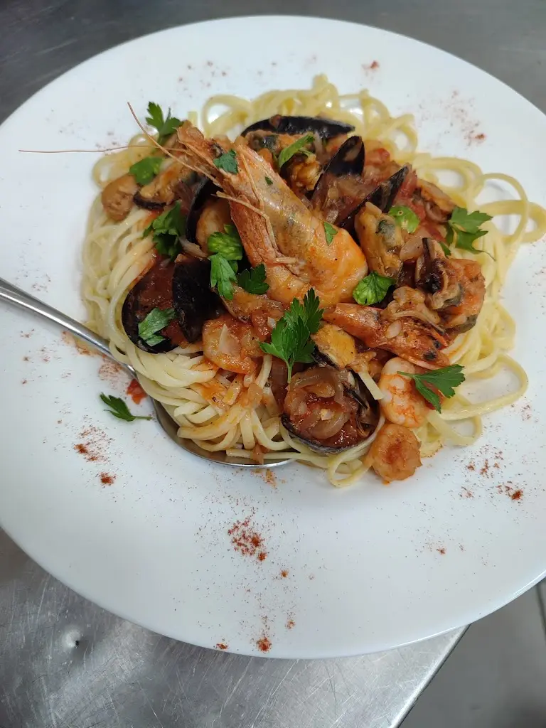 Menü_Στην πλατεία_Lefkímmi_Bild_7