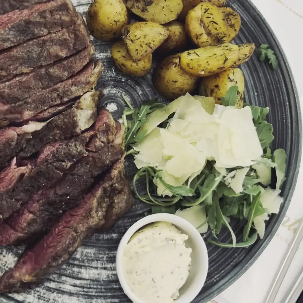 Contessa Restaurant_Lefkímmi_slider_image_2