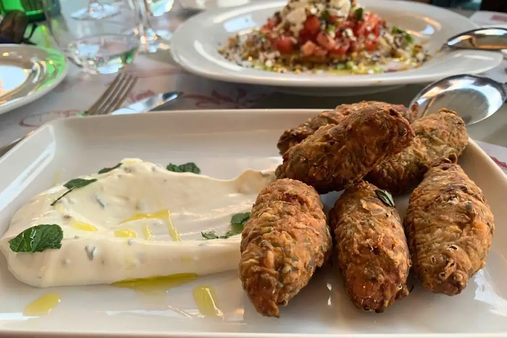 Menü_Tomata Corfiot Cuisine Restaurant_Lefkímmi_Bild_7