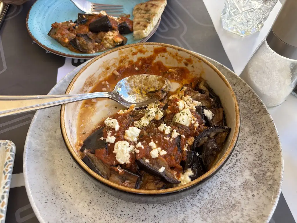 Jon Carroll_AgioLi Mediterranean Cuisine_Nomós Kerkýras_recensione