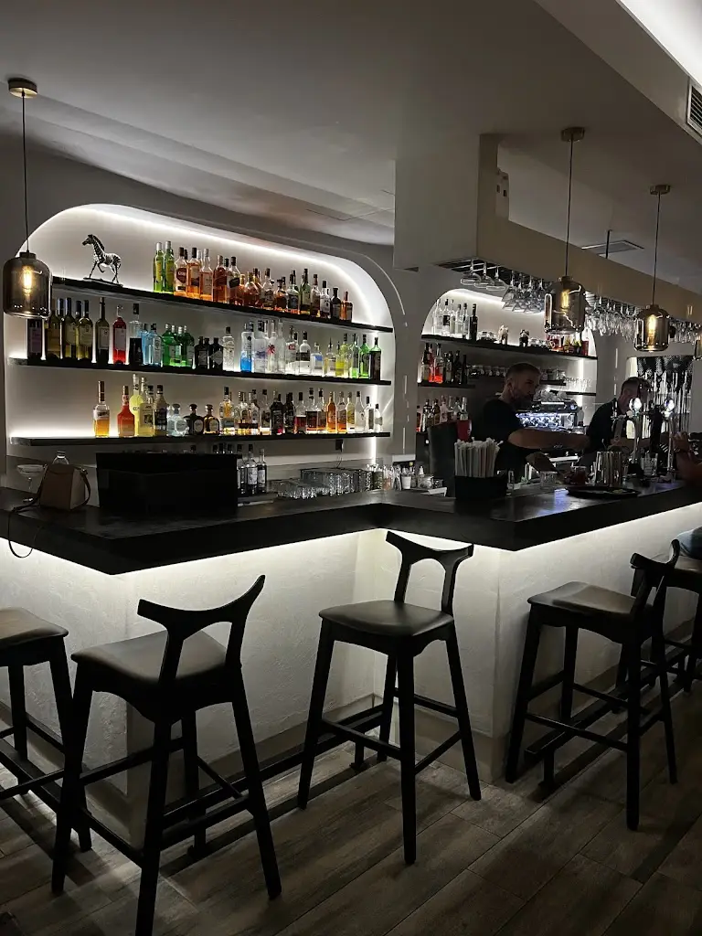 Cotier Bistrot_Lixoúri_slider_image_3