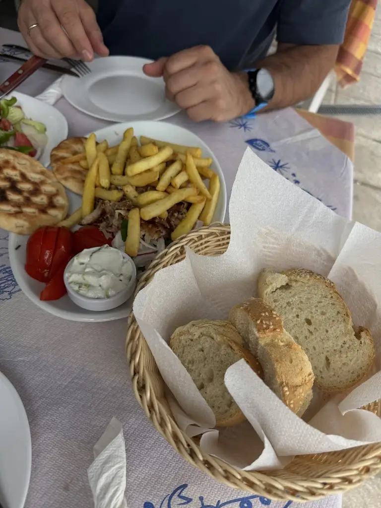 Kostas Souvlaki_Lixoúri_slider_image_3