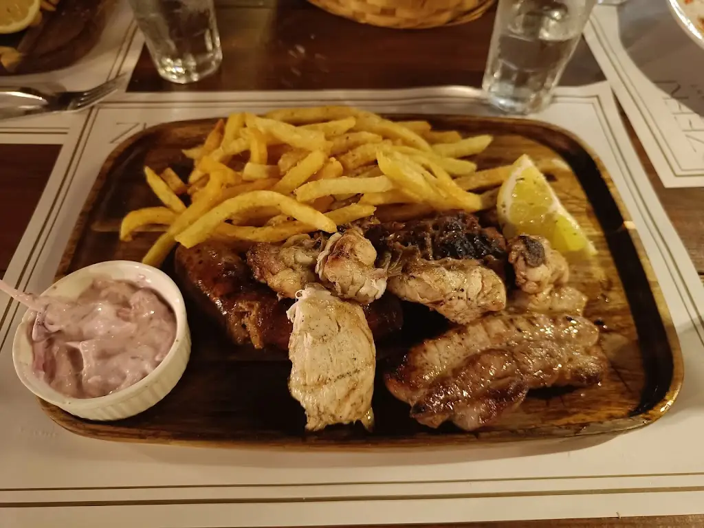 Diederik Dekkers_Zefki Greek Traditional Tavern_Lixoúri_Bewertung