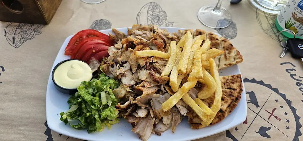 Menü_ΓΕΥΣΕΙΣ ΚΡΕΑΤΩΝ_Keratéa_Bild_9