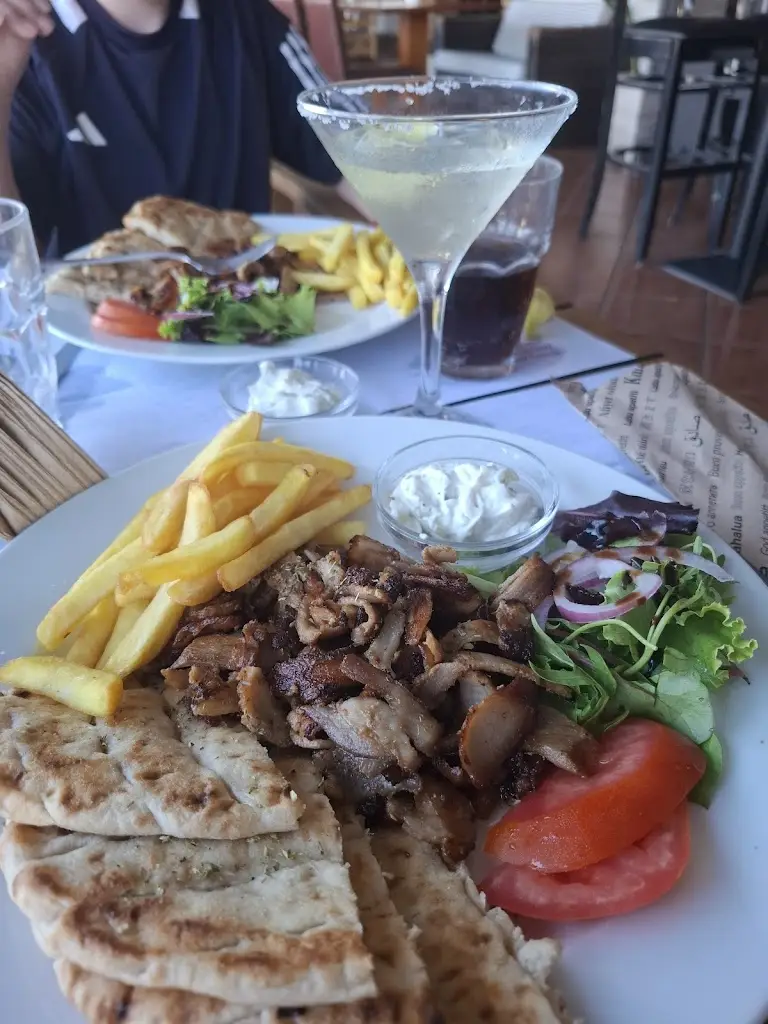 Sheri Rankin_COZY I Sports Café & Eaterié | Lixouri, Kefalonia_Lixoúri_review