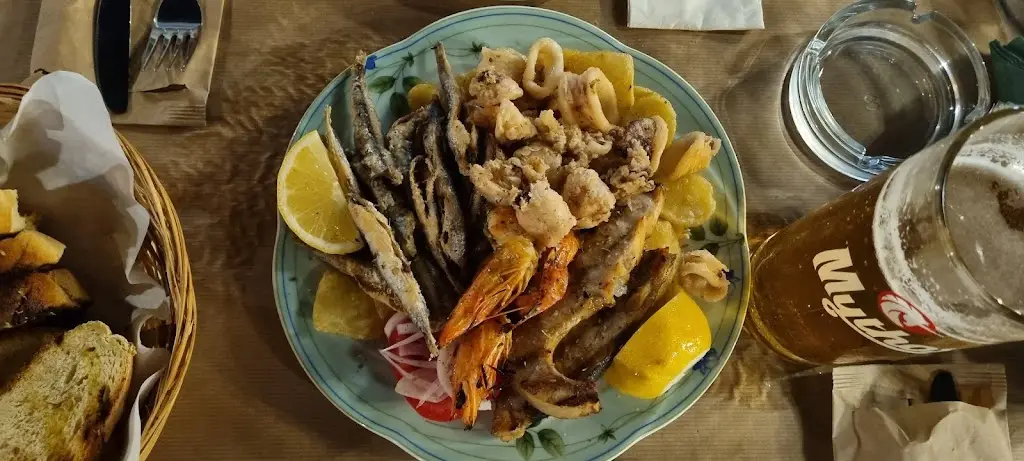 Menü_Η Γωνιά - Gonia Mezedopoleio_Lixoúri_Bild_5