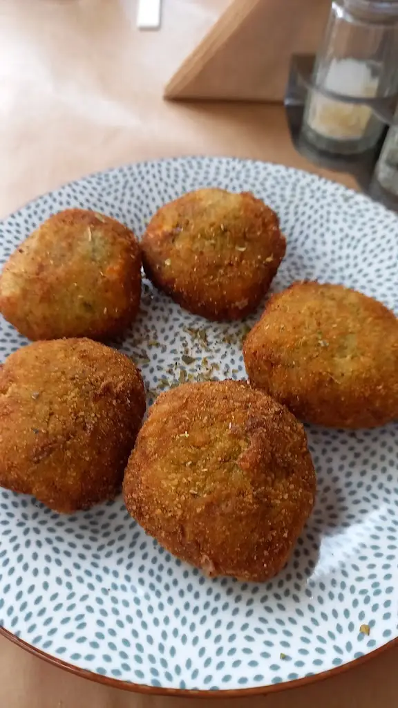 Menü_Η Γωνιά - Gonia Mezedopoleio_Lixoúri_Bild_6