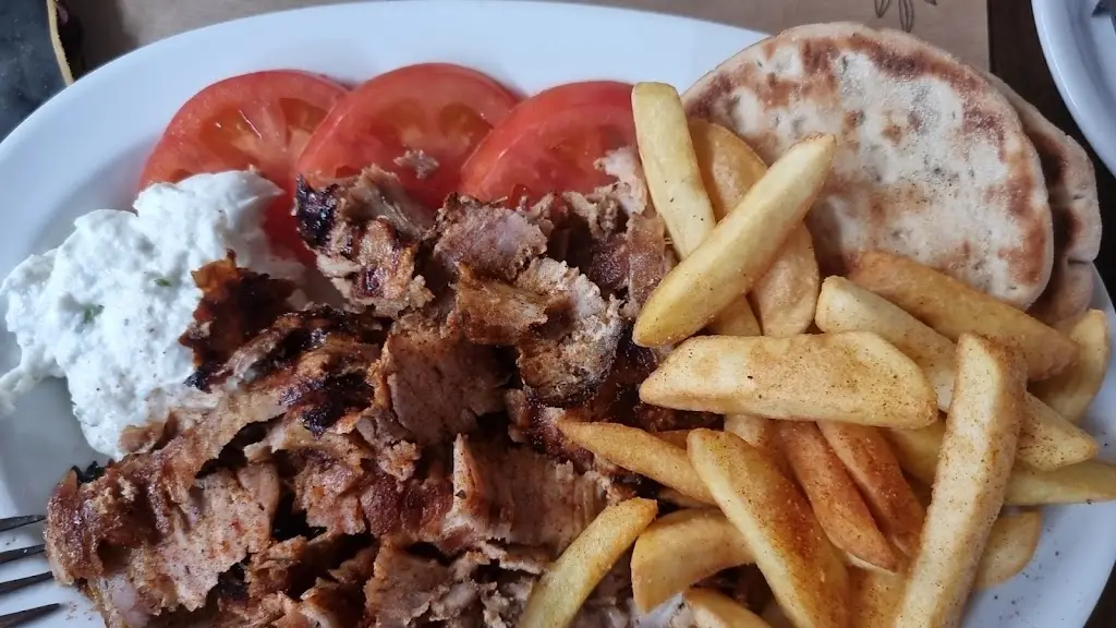 Menü_YOLO ΣπιτοΓυρο_Lixoúri_Bild_8