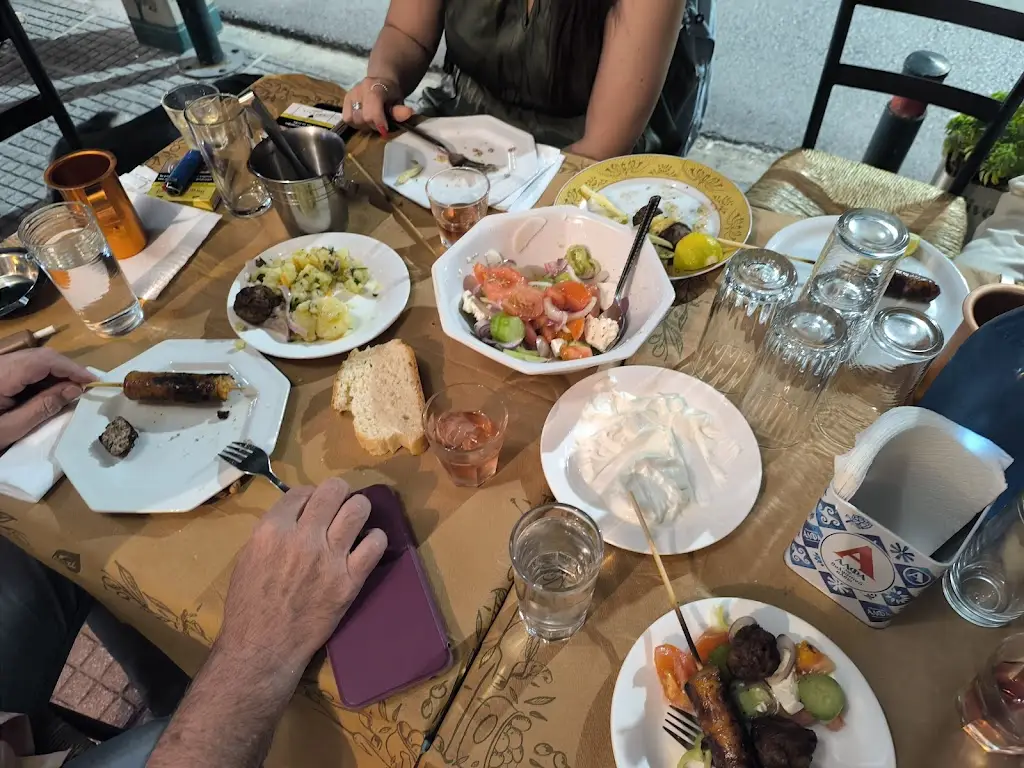 Το παρεάκι_Mouzaki_slider_image_2