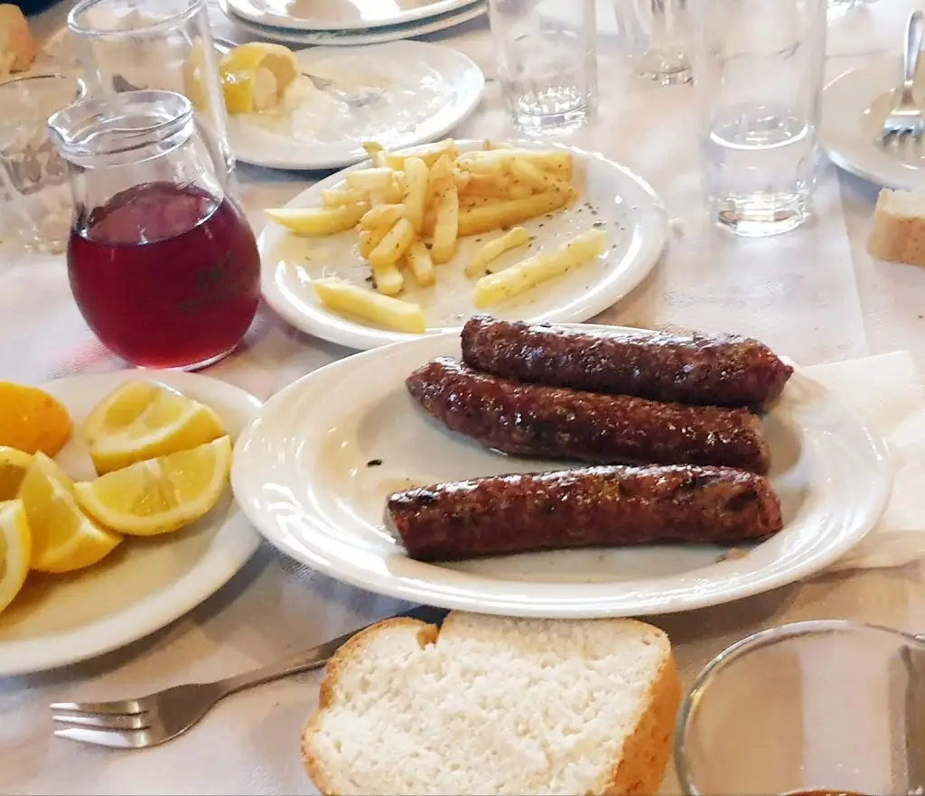 Menü_Παραδοσιακό Ουζερί Το Πέτρινο Της Βιβης_Mouzaki_Bild_1