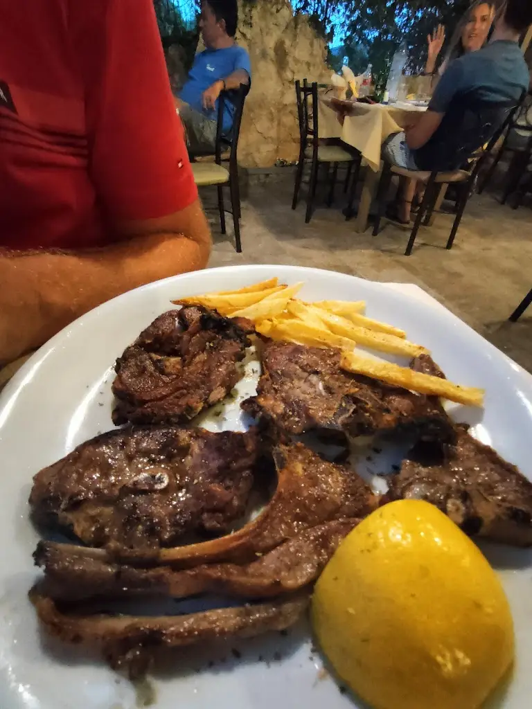 Menü_Mpotsolos restaurant_Valsamáta_Bild_5