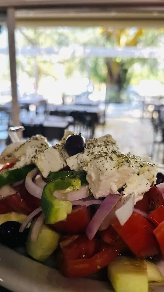 Mpotsolos restaurant_Valsamáta_slider_image_3