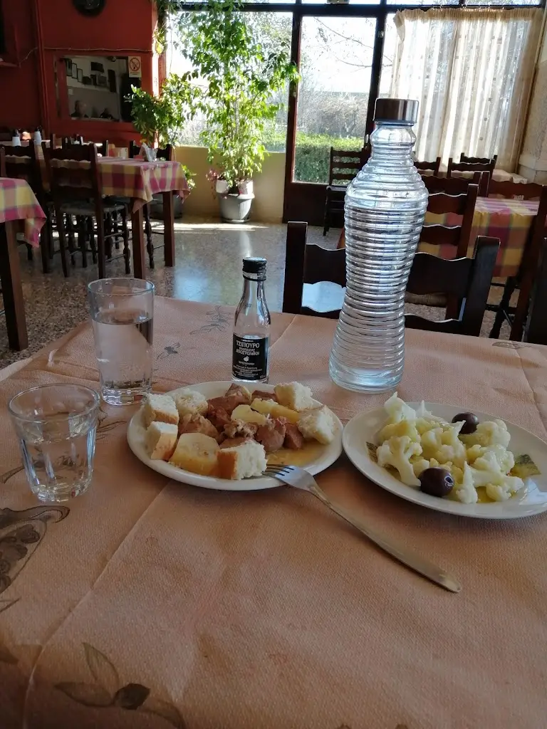 ΨΗΣΤΑΡΙΑ ΟΥΖΕΡΙ ΘΑΛΑΣΣΟΛΥΚΟΣ_Agnanteró_slider_image_2