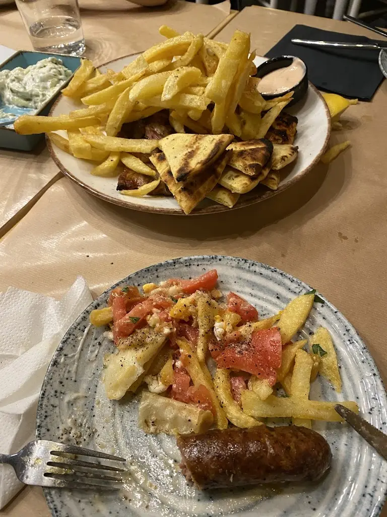 Argus Dorian - Dark Cyberpunk Artist_Blexame_Keratéa_review