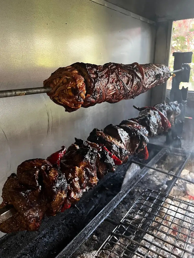 Robolis Grill Lamb Restaurant_Sámi_slider_image_3