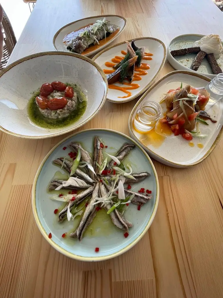 The Cellar - Seafood Restaurant & Wine_Sámi_slider_image_3