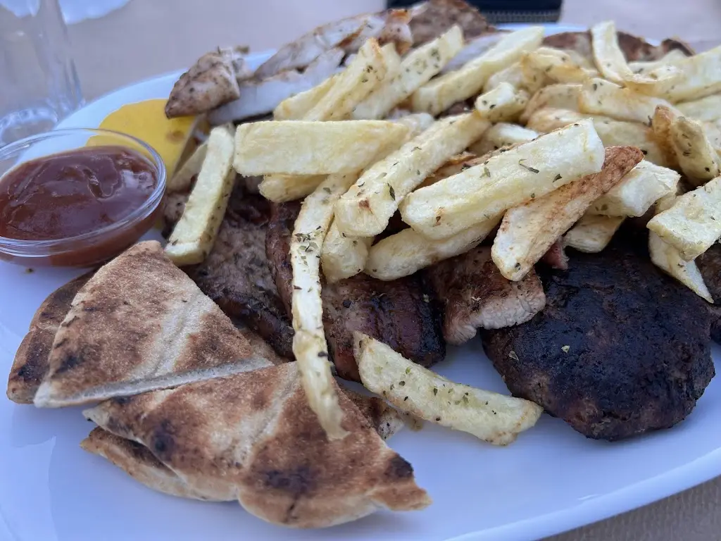 Menü_Bello's Grill House_Sámi_Bild_7