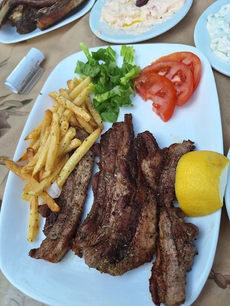 Ramona Dumitru_Bello's Grill House_Sámi_Bewertung