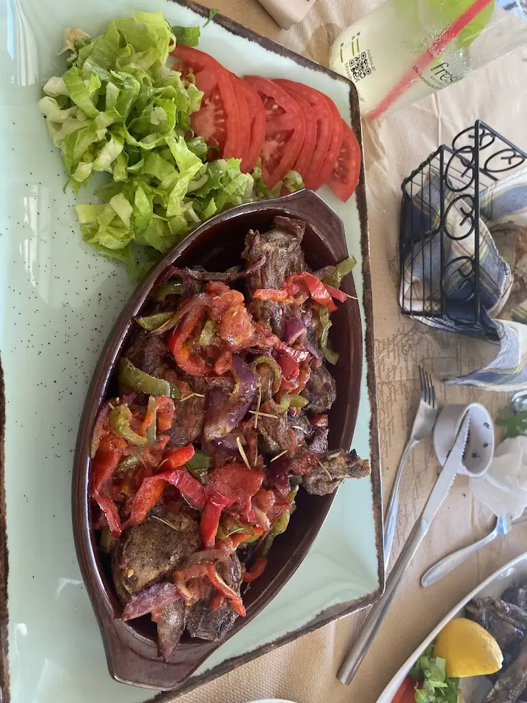 Bello's Grill House_Sámi_slider_image_3