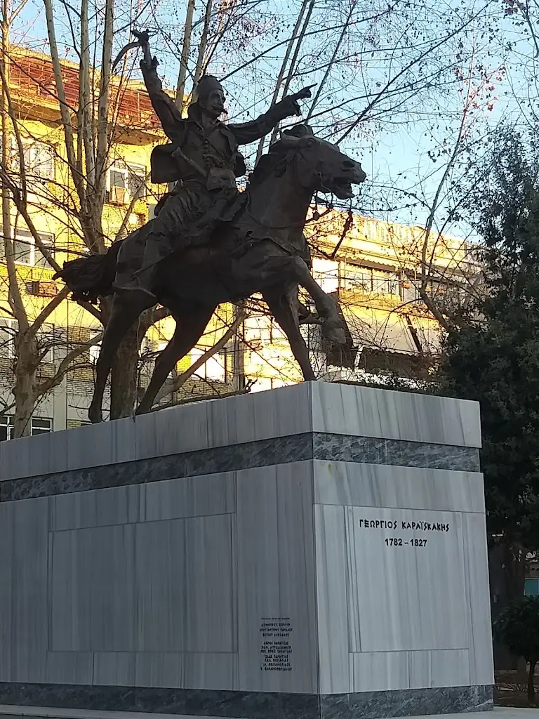 Kostas Karamouzas_Vogiatzis Tavern_Karditsomagoúla_Bewertung