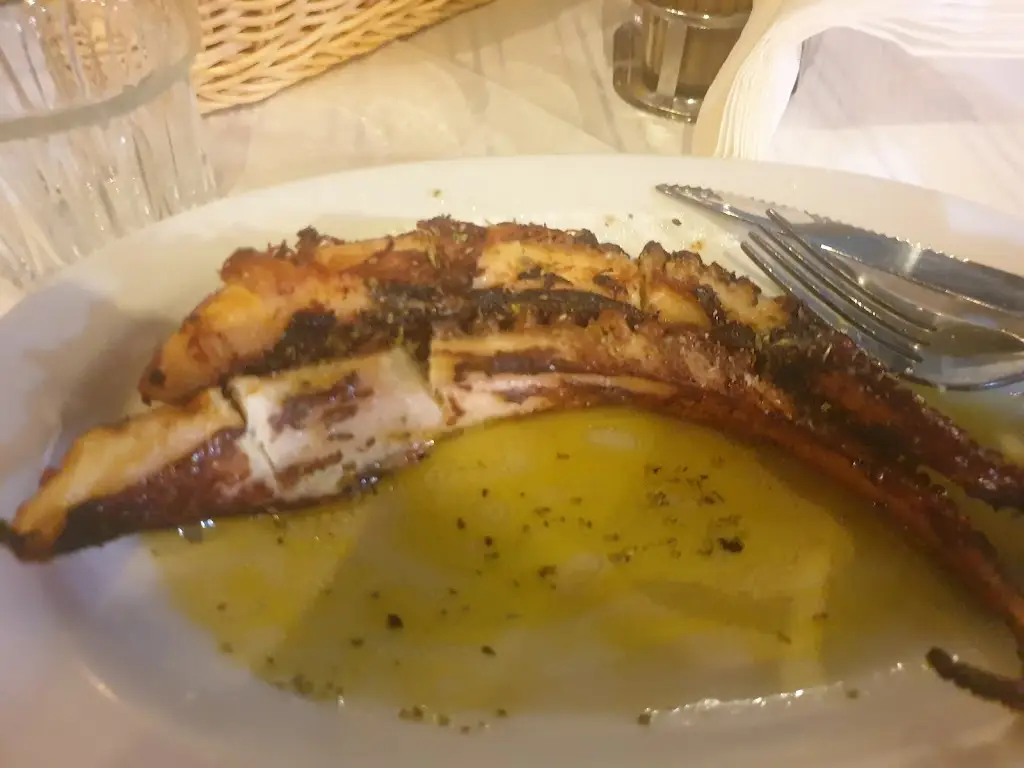 Menü_ΤΟ ΚΟΡΑΛΛΙ ΟΥΖΕΡΙ - ΤΑΒΕΡΝΑ_Karditsomagoúla_Bild_3