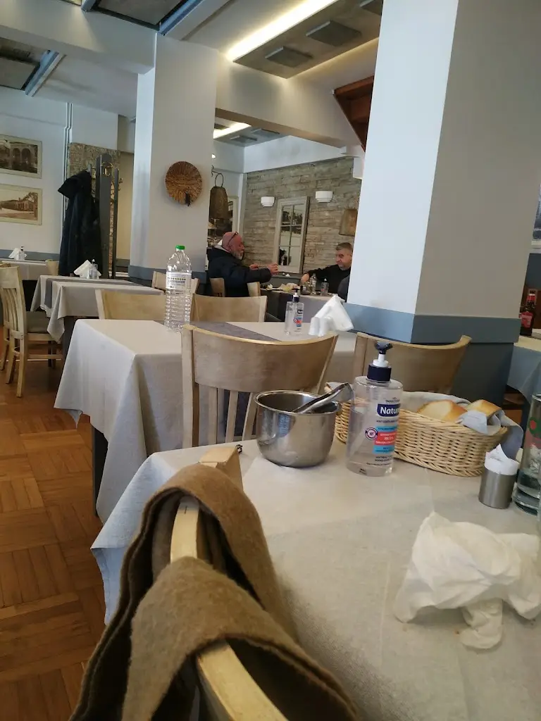 iason karras_ΤΟ ΚΟΡΑΛΛΙ ΟΥΖΕΡΙ - ΤΑΒΕΡΝΑ_Karditsomagoúla_Bewertung