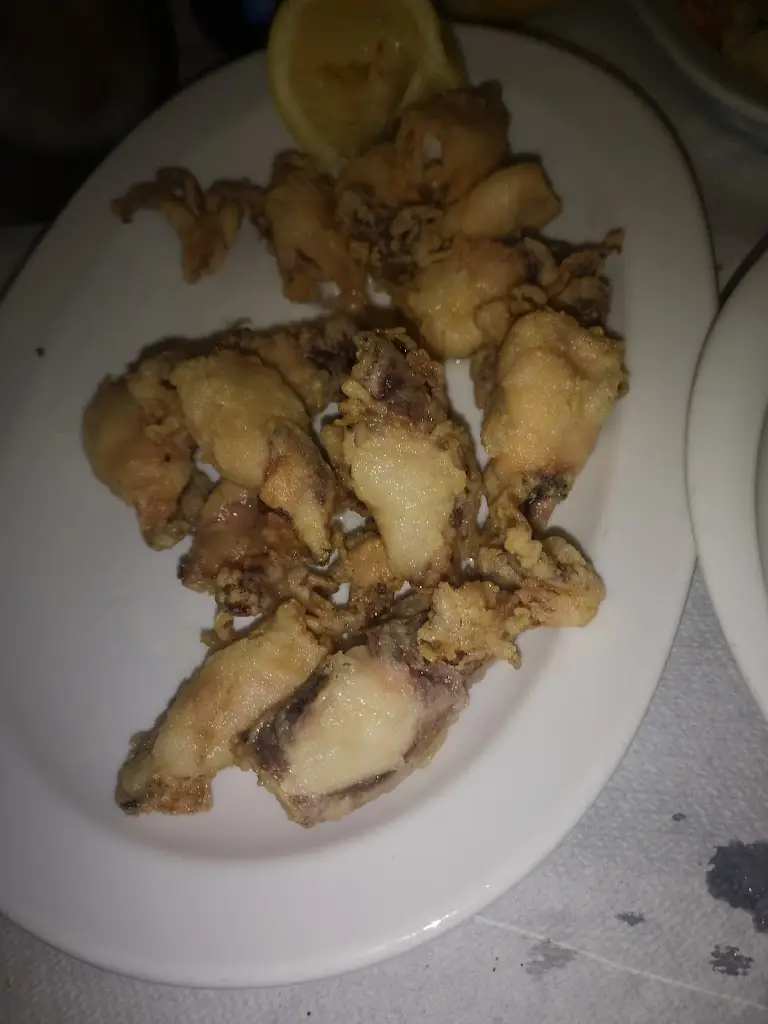 thanos alexiou_ΤΟ ΚΟΡΑΛΛΙ ΟΥΖΕΡΙ - ΤΑΒΕΡΝΑ_Karditsomagoúla_Bewertung