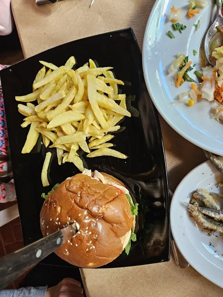 Menü_18 ΓΡΑΔΑ τσιπουράδικο μεζεδοπωλείο_Kardítsa_Bild_3