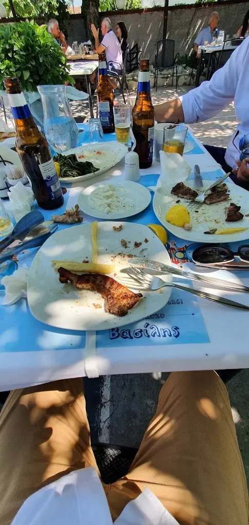 Menü_στου Σφακιά_Mouzáki_Bild_1